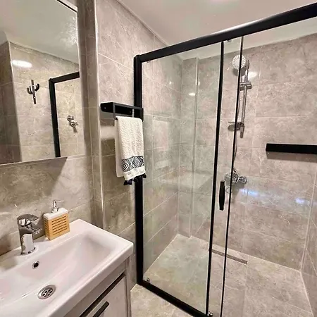 Апартаменты Cleopatra L Truly Unique Sea View